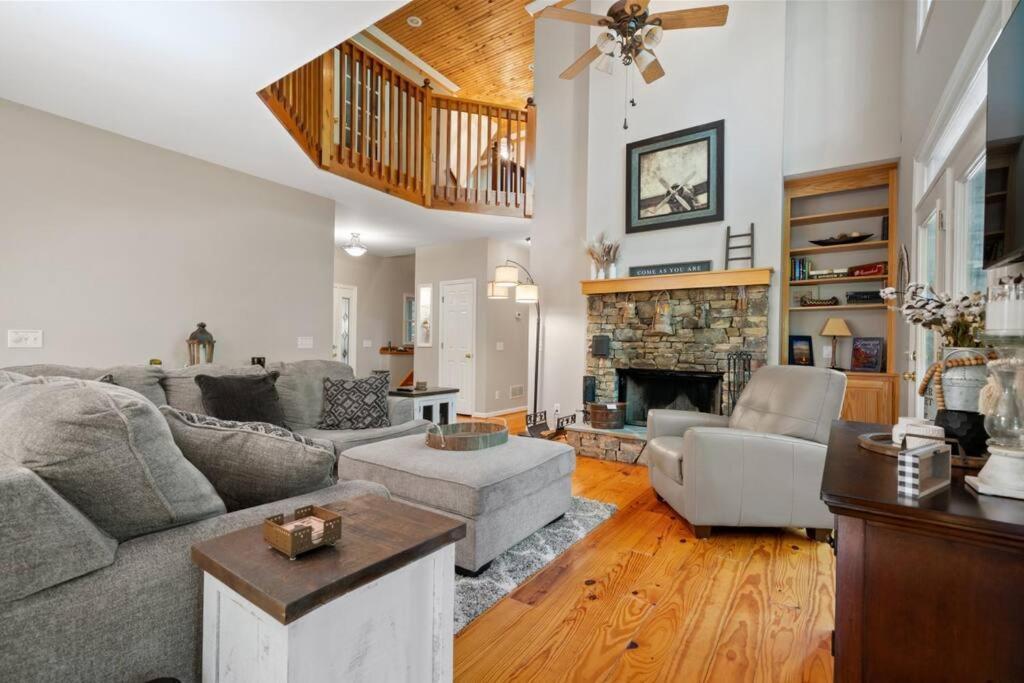 Cozy Bear Getaway Villa Marble Hill Bagian luar foto
